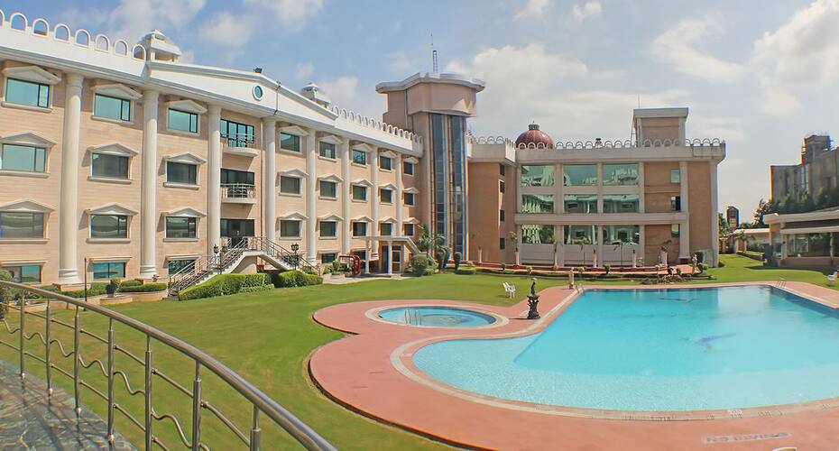 Hotel Prem Chunaria, Moradabad 4